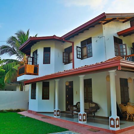 4 S Villa แทนกาลเล ภายนอก รูปภาพ
