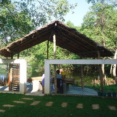 4 S Villa แทนกาลเล ภายนอก รูปภาพ