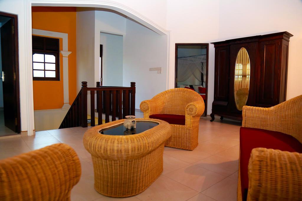 4 S Villa แทนกาลเล ภายนอก รูปภาพ