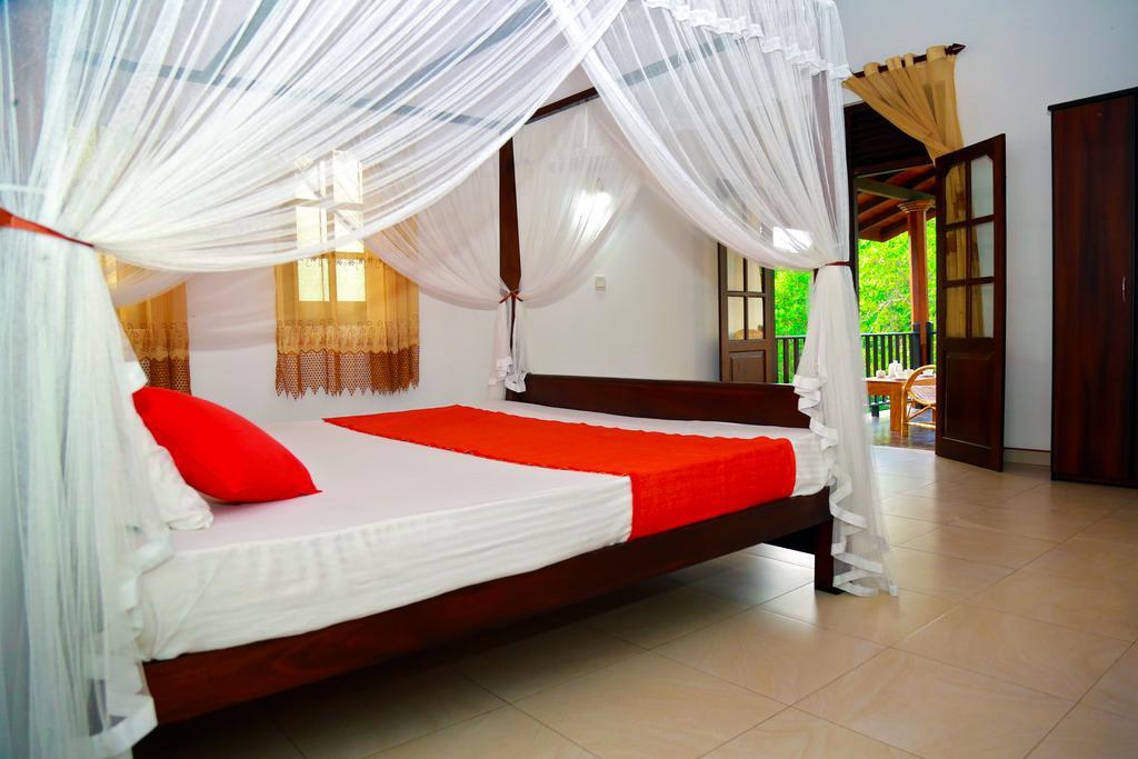 4 S Villa แทนกาลเล ภายนอก รูปภาพ