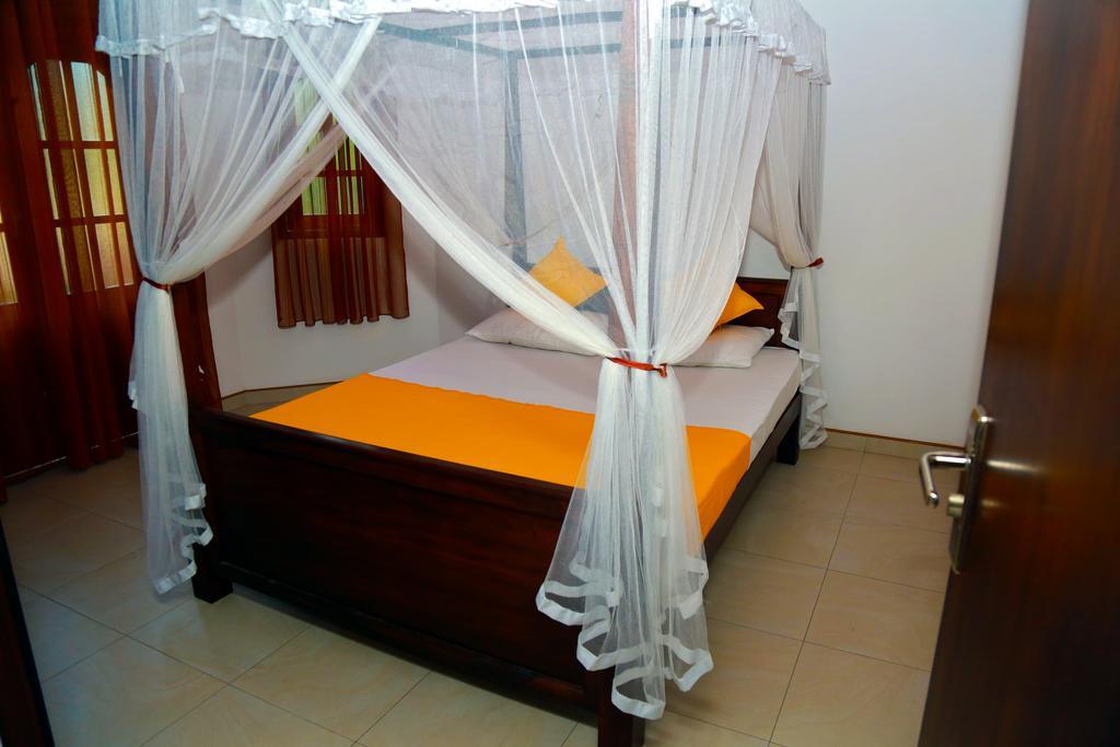 4 S Villa แทนกาลเล ภายนอก รูปภาพ