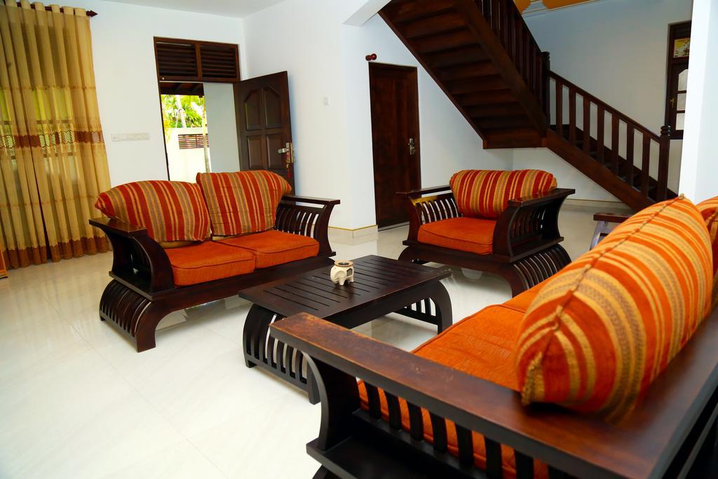 4 S Villa แทนกาลเล ภายนอก รูปภาพ